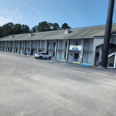 Days Inn By Wyndham Hardeeville Near Hilton Head Kültér fotó