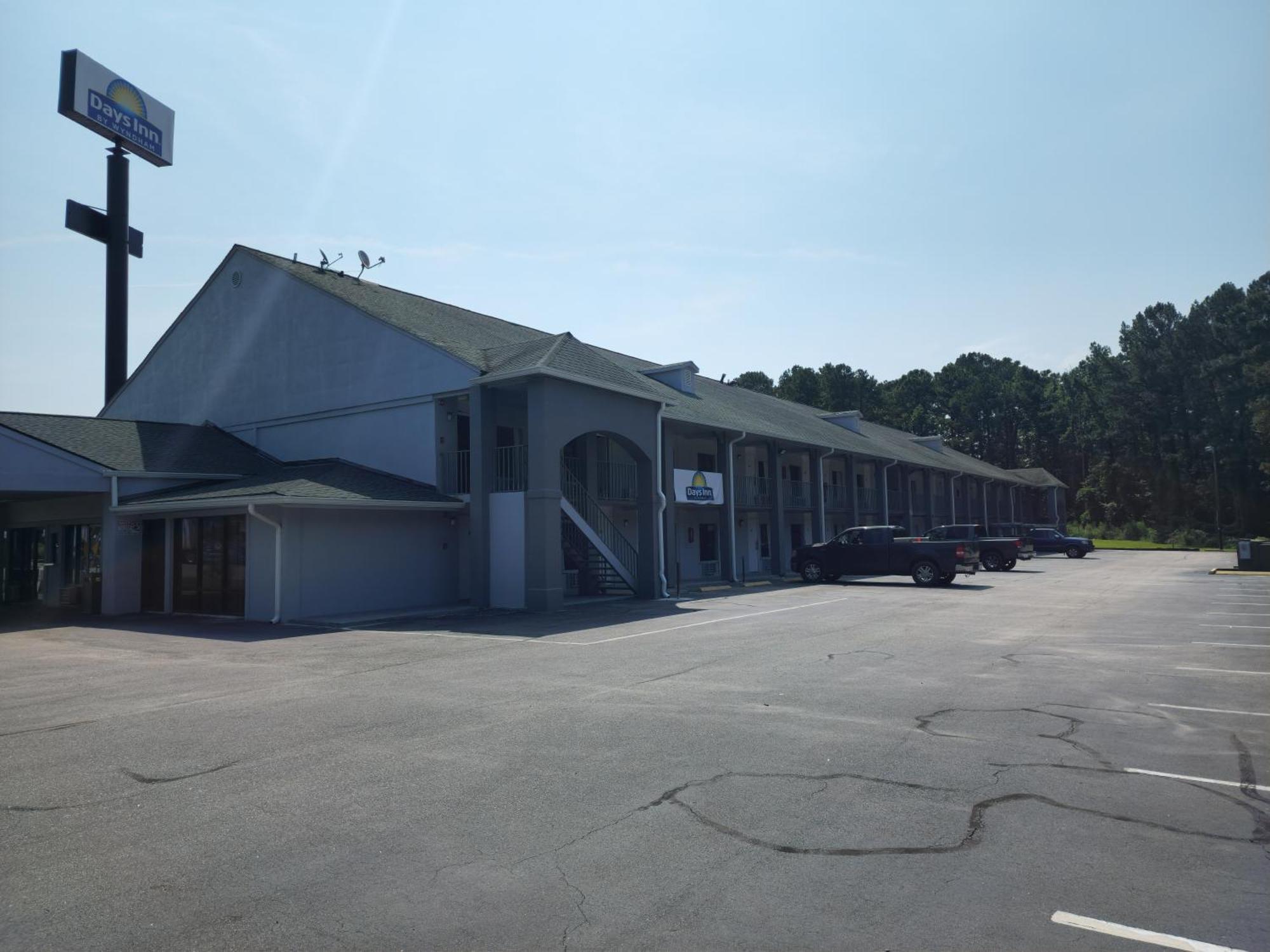 Days Inn By Wyndham Hardeeville Near Hilton Head Kültér fotó