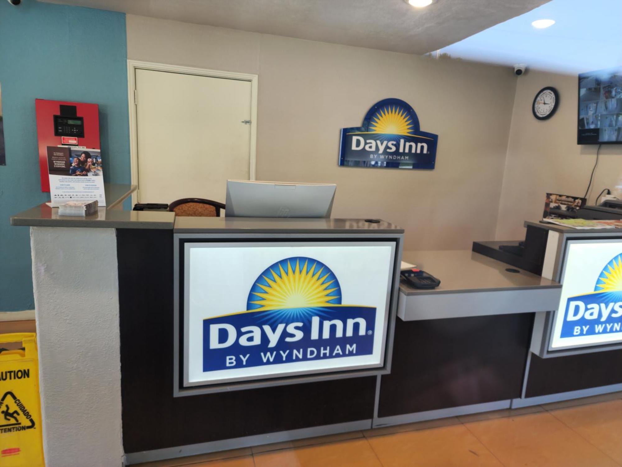 Days Inn By Wyndham Hardeeville Near Hilton Head Kültér fotó